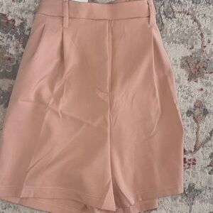 🌴 32 Degrees Ladies' Pleated Short Size XXL